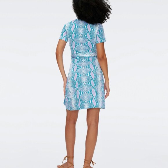 Diane Von Furstenberg New Julian Two Silk  Jersey Wrap Dress, Blue Python NWT - Picture 3 of 6